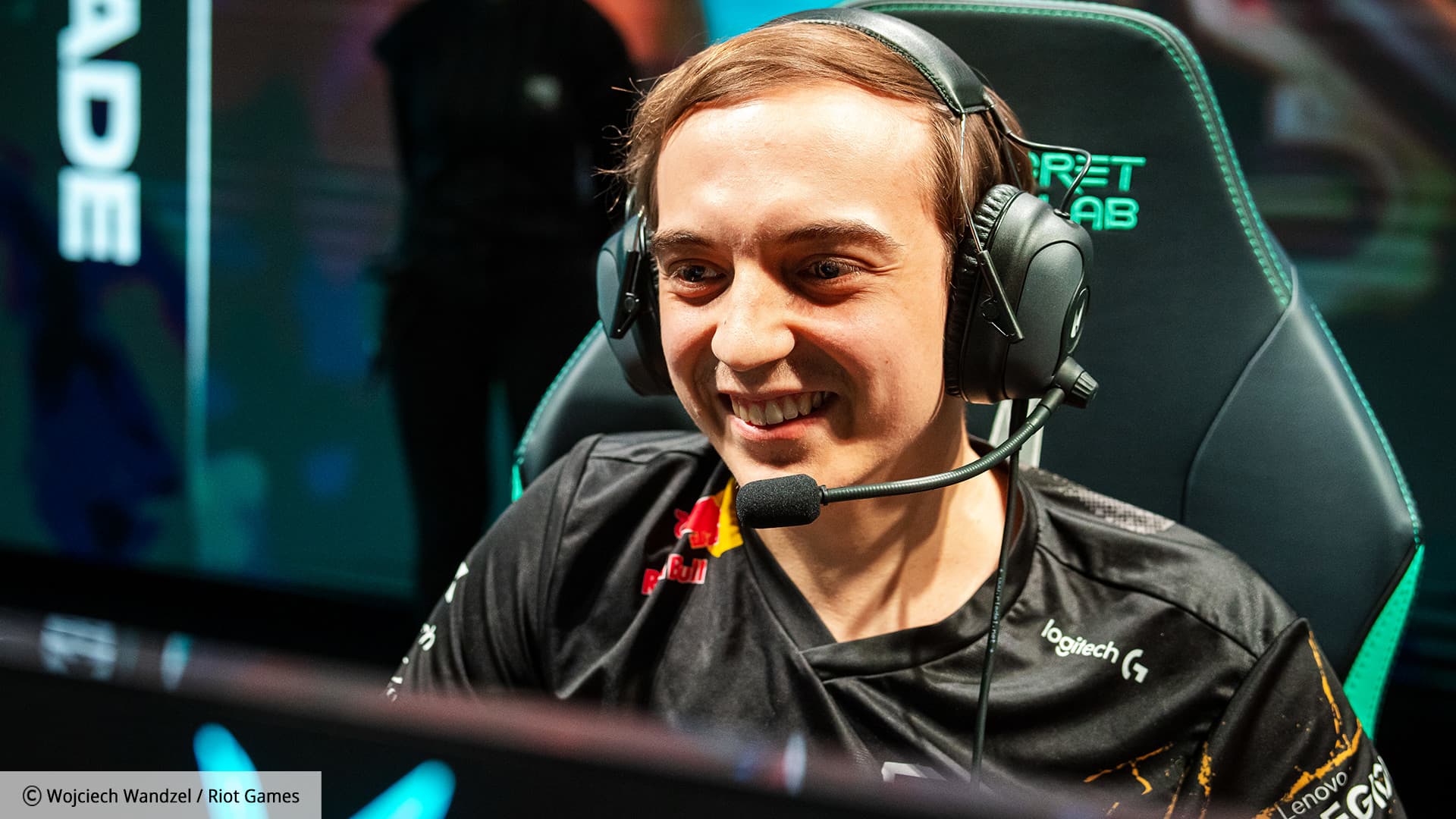 LEC player